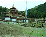 洛隆建筑